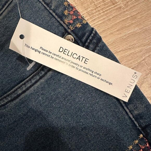 VENUS WOMENS EMBROIDERED JEANS BOOTCUT NEW SIZE 8 - Picture 8 of 14